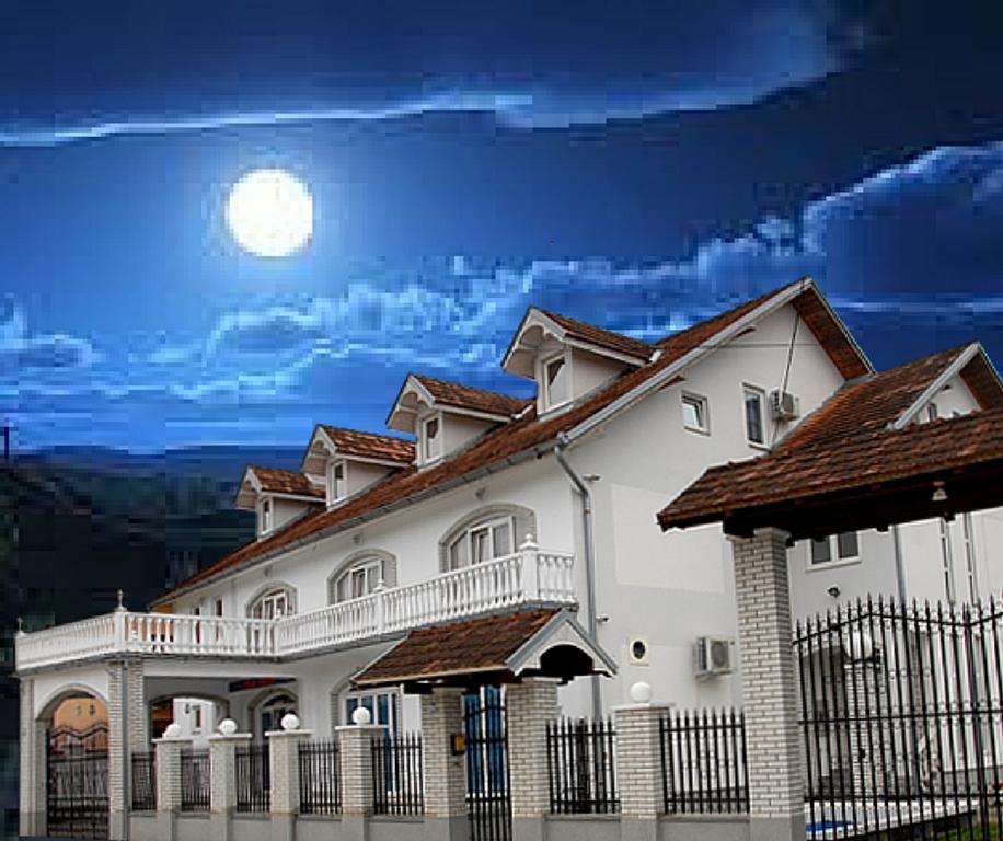 Guesthouse Vila Nova Morovic ภายนอก รูปภาพ