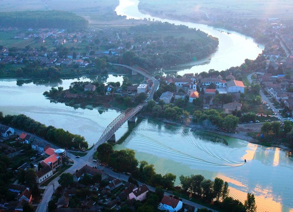 Guesthouse Vila Nova Morovic ภายนอก รูปภาพ