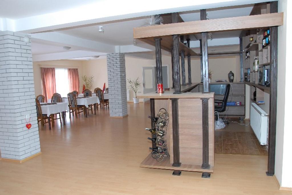 Guesthouse Vila Nova Morovic ภายนอก รูปภาพ